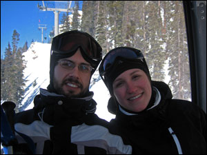 image:Denver 2009: Kim and Steven on the gondola at Keystone