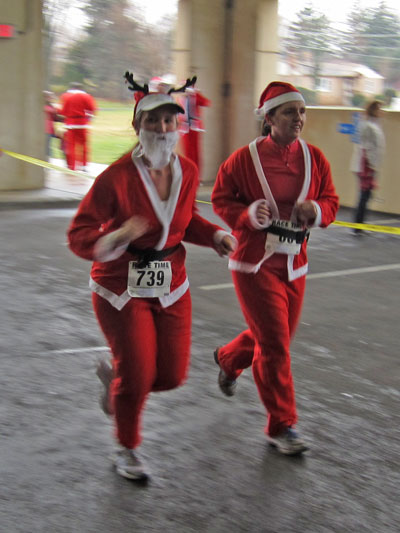 111203RotarySanta5K6