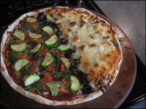 image:The finished Homemade pizza