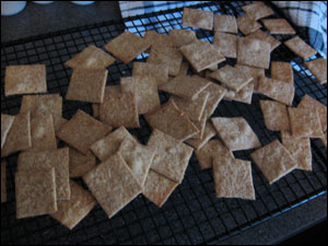 Homemade Wheat Thins