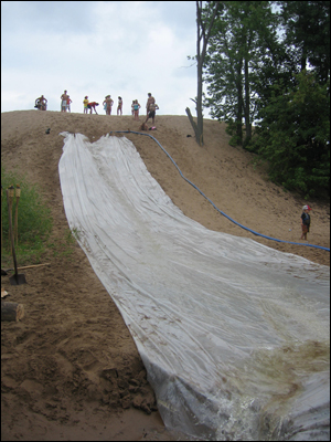 image:Huge slide at the beach